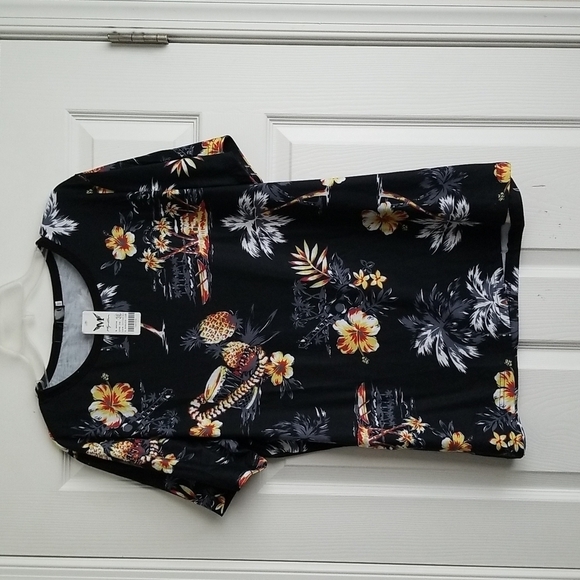 NWT Myonstorm Men's Hawaiian Shirt - Picture 1 of 10